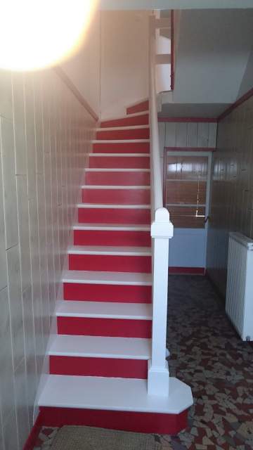 Travaux de peinture en cage d'escalier à Libourne