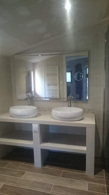 Création de salle d'eau et rénovation de pièce à Libourne
